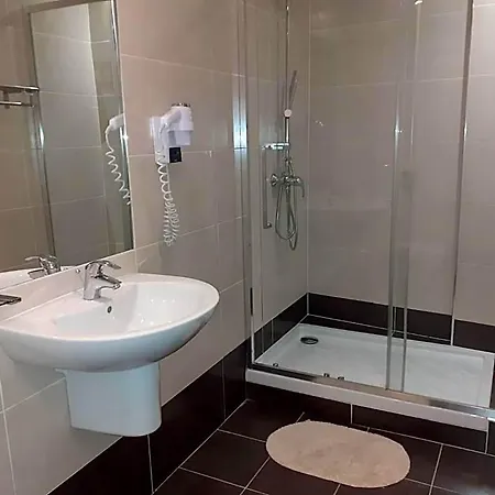 Grand De L'europe Hotel 2*