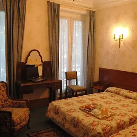 Hotel Grand De L'europe Parigi