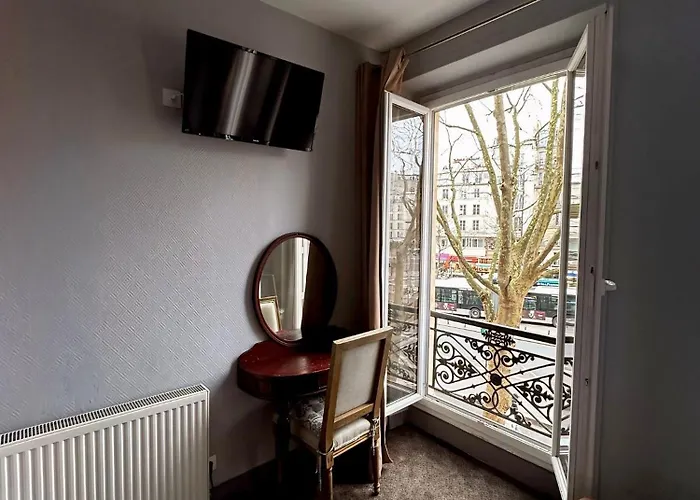 Grand De L'europe Hotel Paryż