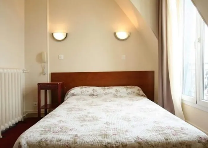 Grand De L'europe 2* Paryż