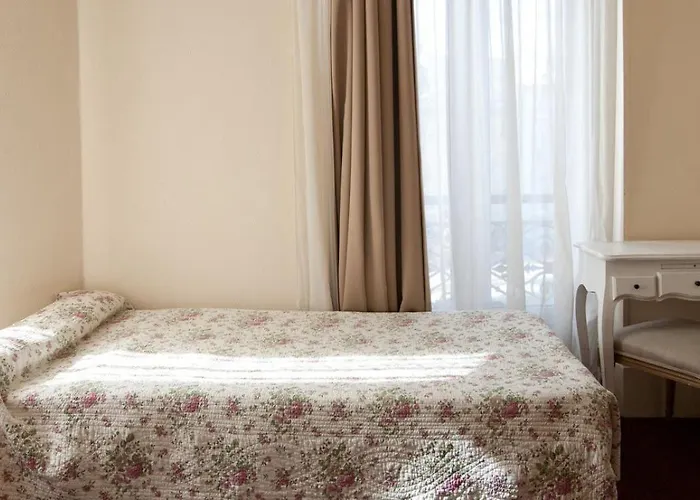 Grand De L'europe 2*