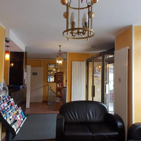 Grand De L'europe Hotel 2*